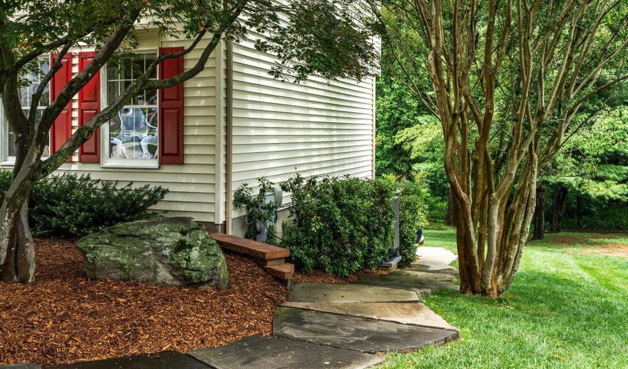 1009 LONGSTREAM Ct, Bel Air, MD 21014 - 5 Beds, 4 Bath