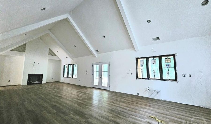 465 Stone Creek Dr, Hull, GA 30646 - 4 Beds, 3 Bath