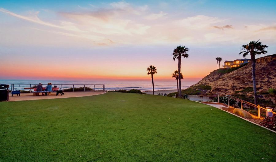 135 S Sierra Ave 20, Solana Beach, CA 92075 - 2 Beds, 2 Bath