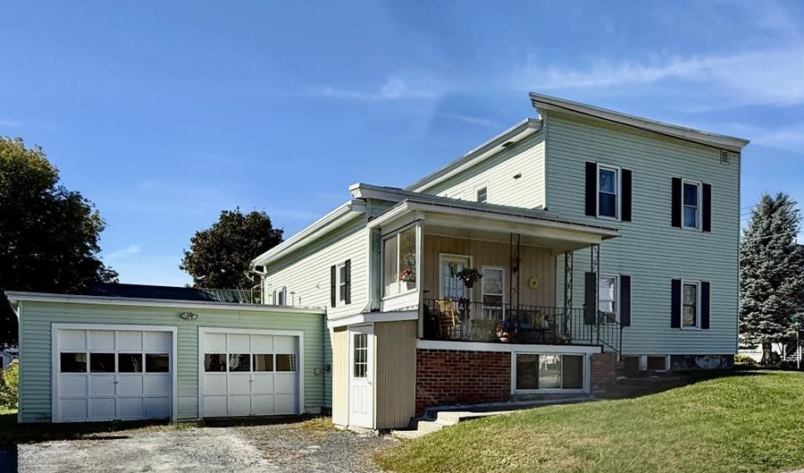 22 Summer St, Barre, VT 05649 - 6 Beds, 3 Bath