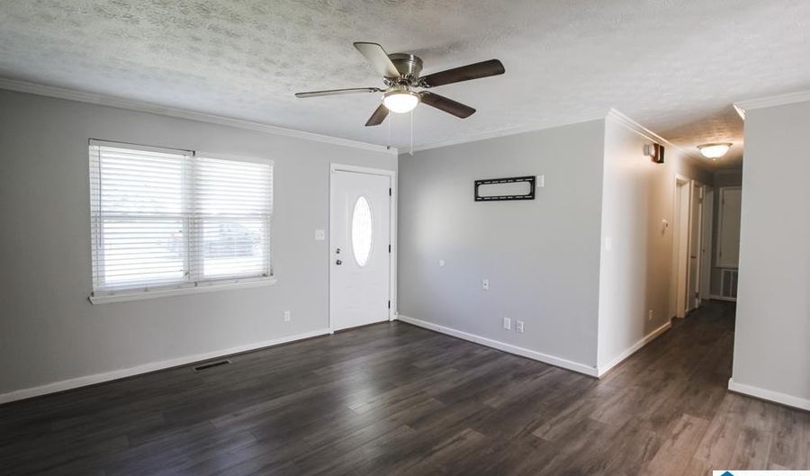 44 TWIN OAKS Dr, Anniston, AL 36207 - 3 Beds, 2 Bath