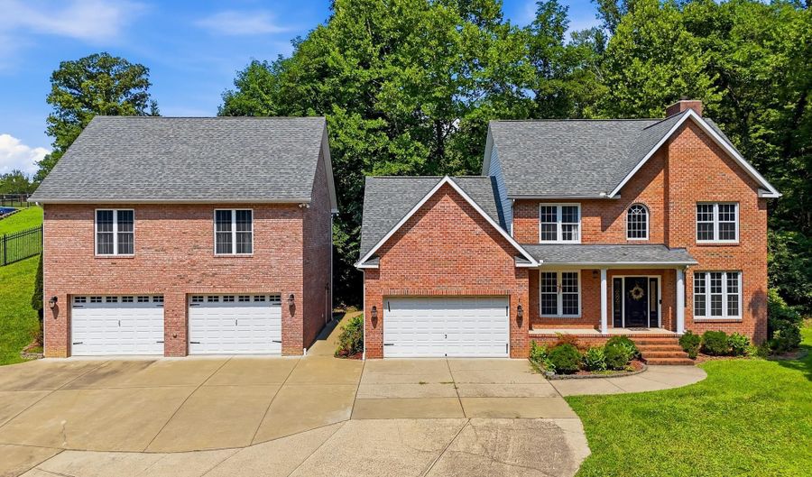 6908 Wildcat Rd, Barboursville, WV 25504 - 7 Beds, 5 Bath