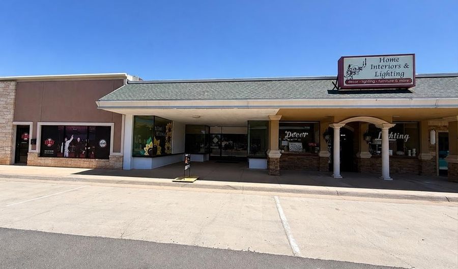 120 N Main St, Andrews, TX 79714 - 0 Beds, 0 Bath