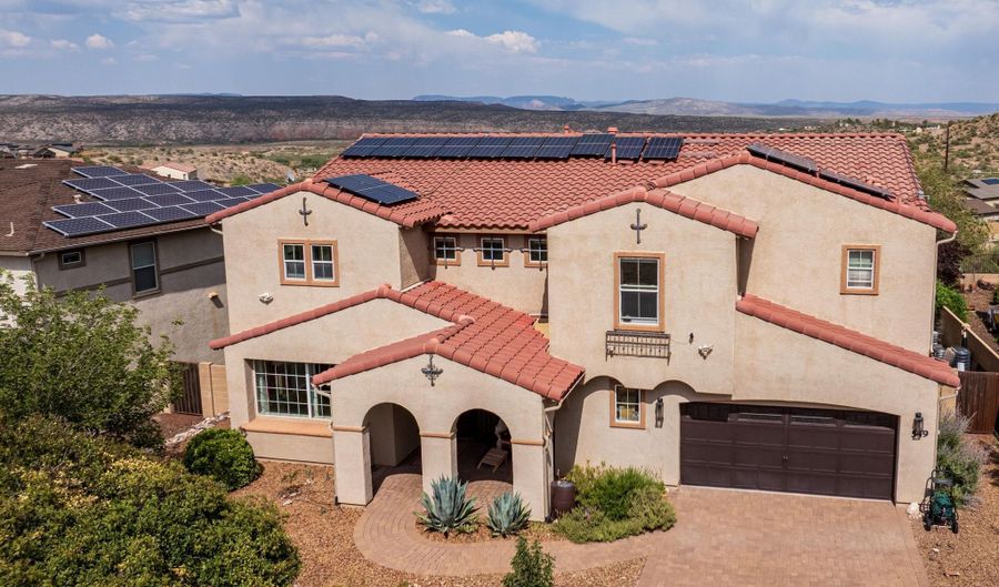 549 Mckinnon Rd, Clarkdale, AZ 86324 - 5 Beds, 4 Bath