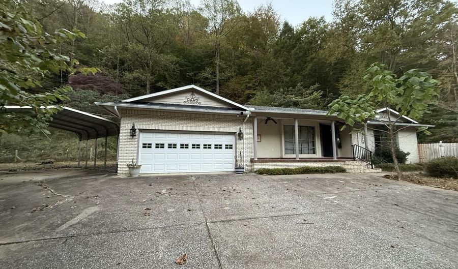 435 Simms Fork Rd, Arjay, KY 40902 - 3 Beds, 2 Bath