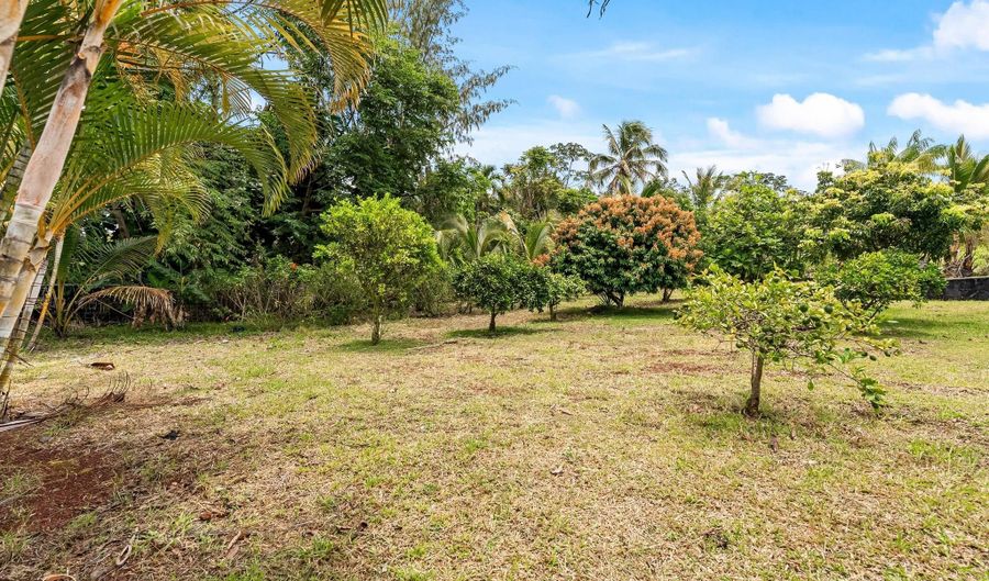 15-2075 18TH Ave, Keaau, HI 96749 - 5 Beds, 4 Bath