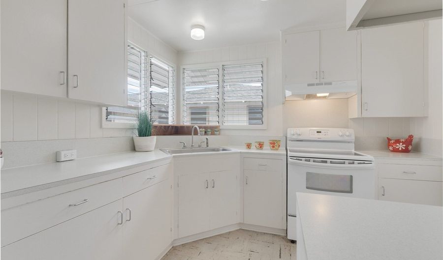 2166 Palolo Ave, Honolulu, HI 96816 - 4 Beds, 2 Bath