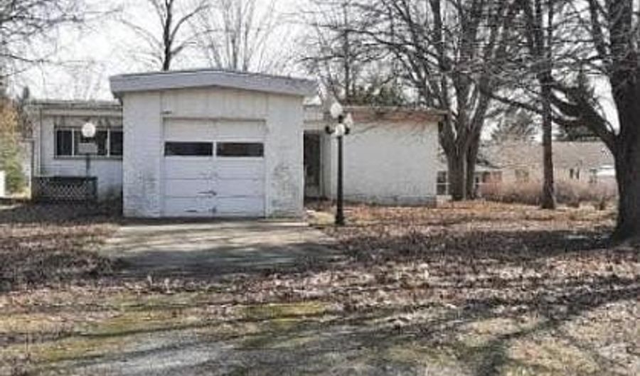 160 Parker Ave, Alpena, MI 49707 - 3 Beds, 1 Bath