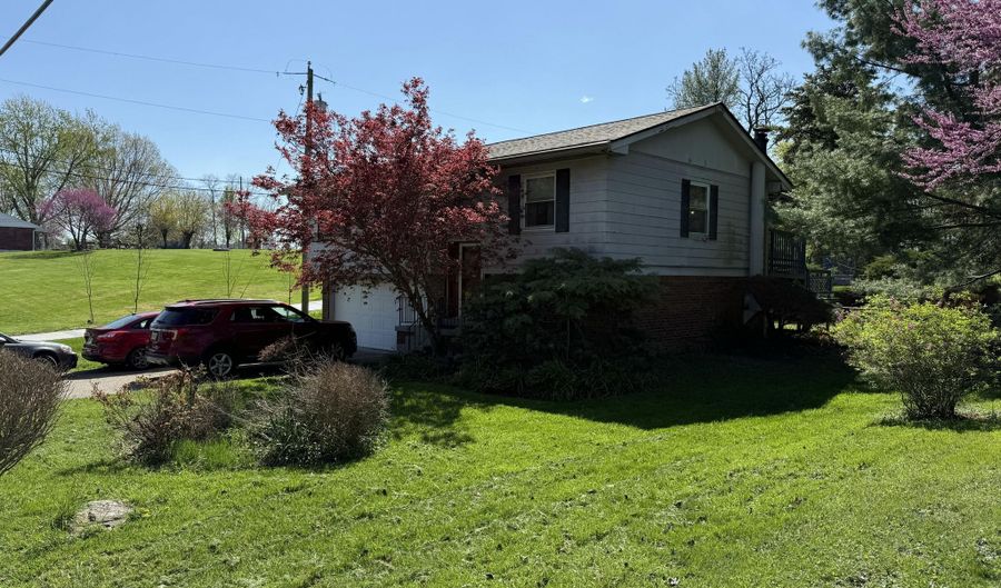1409 Poplar Ridge Rd, Alexandria, KY 41001 - 3 Beds, 2 Bath