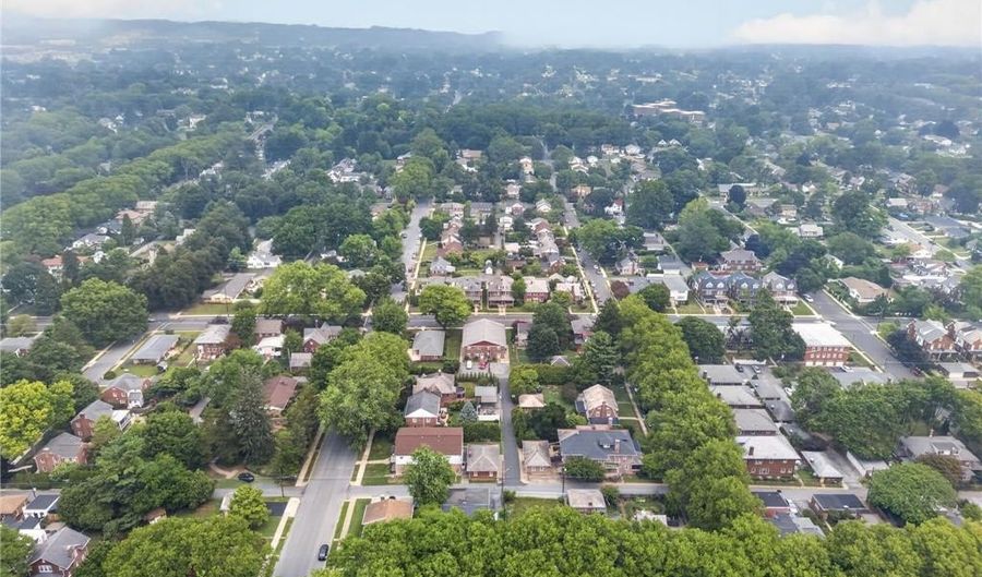 2445 W Allen St, Allentown, PA 18104 - 4 Beds, 2 Bath