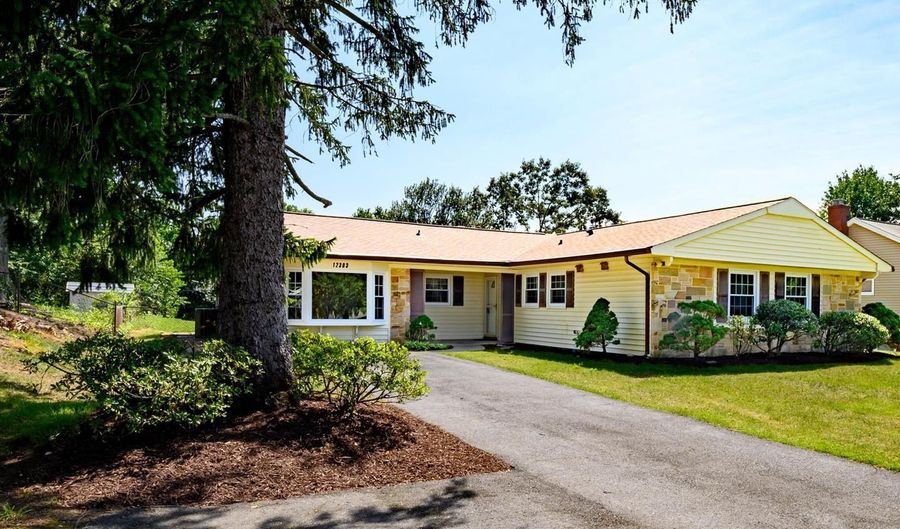 12303 MANVEL Ln, Bowie, MD 20715 - 4 Beds, 3 Bath