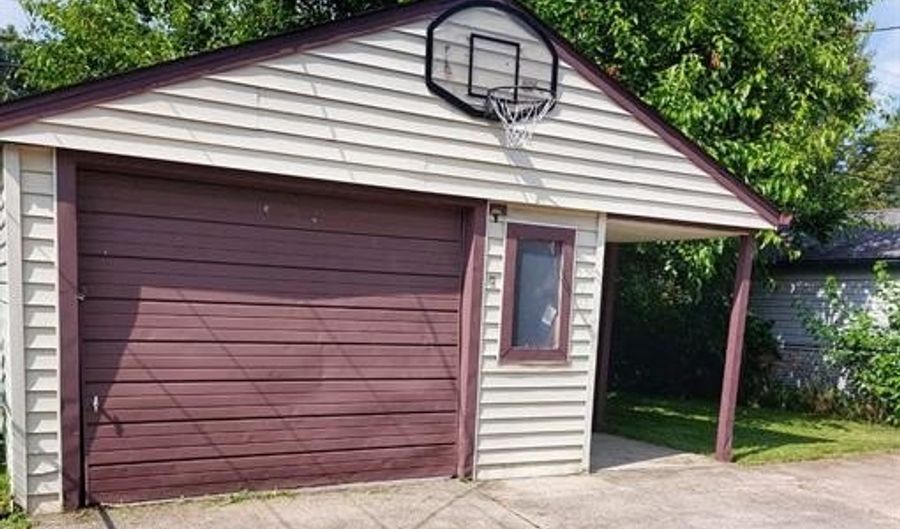 14535 Russell Ave, Allen Park, MI 48101 - 3 Beds, 1 Bath