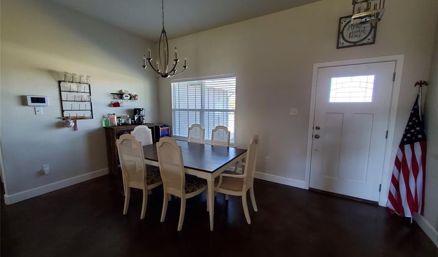 329 Hondo Rd, Abilene, TX 79602 - 4 Beds, 2 Bath