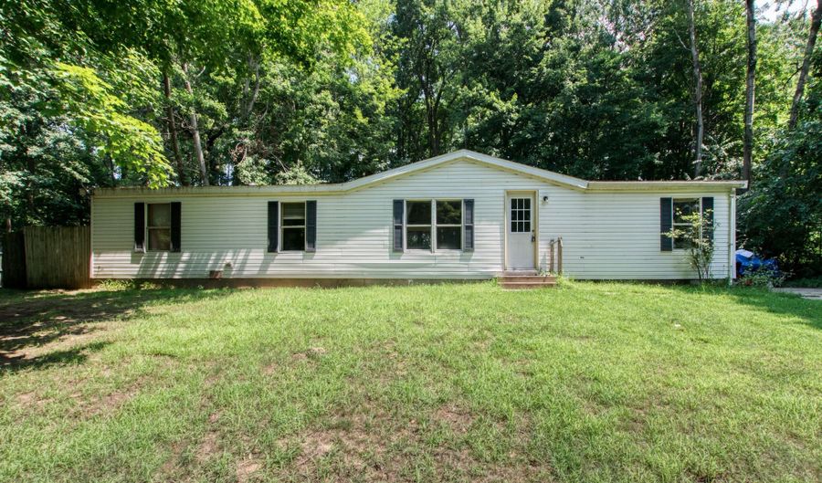 2529 Lake Dr, Allegan, MI 49010 - 4 Beds, 2 Bath
