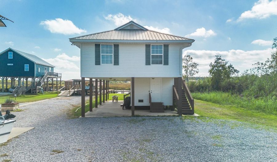 11156 E Bayou View Dr, Bay St. Louis, MS 39520 - 3 Beds, 2 Bath