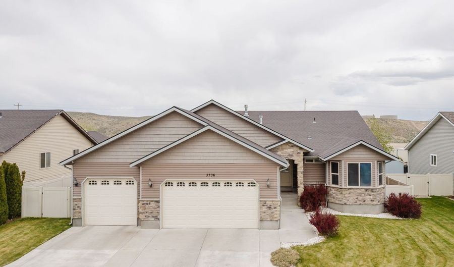 3706 Valley Ridge Ave, Elko, NV 89801 - 5 Beds, 3 Bath