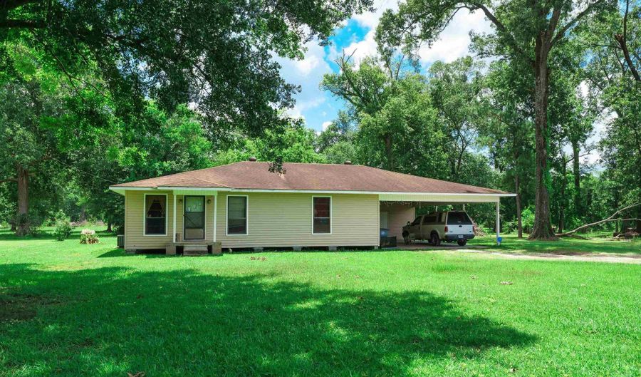 2430 2432 Mchugh Rd, Baker, LA 70714 - 3 Beds, 2 Bath