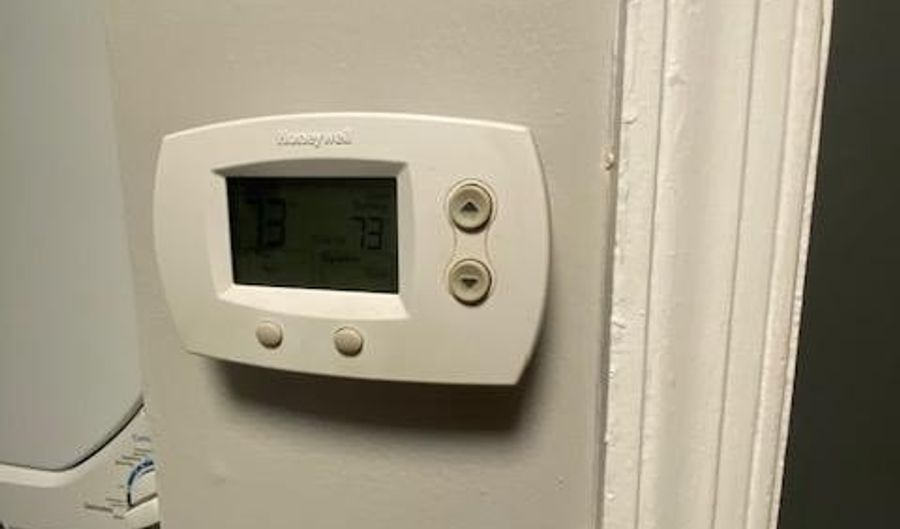 3808 W STREET SE 101, Washington, DC 20020 - 2 Beds, 1 Bath