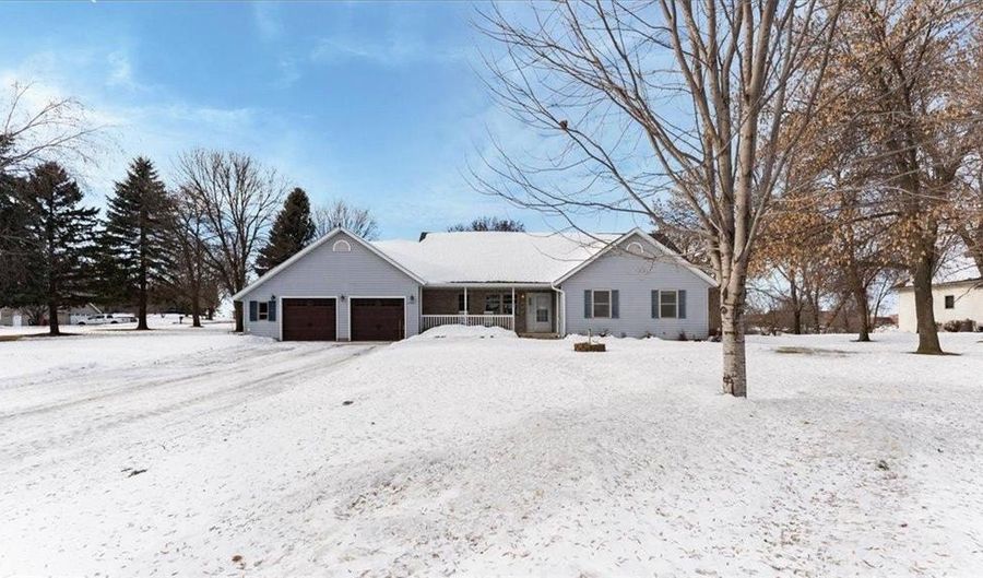1502 Armstrong Cir NW, Alexandria, MN 56308 - 4 Beds, 4 Bath