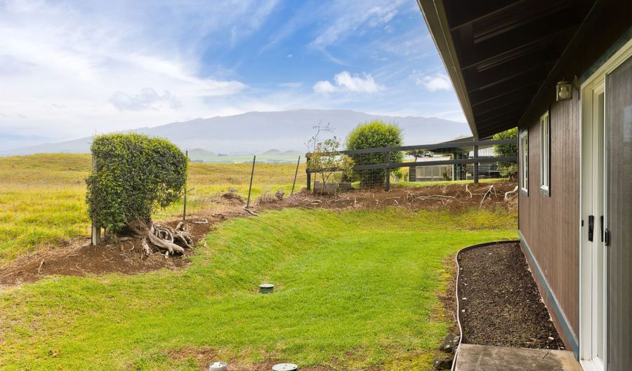64-5096 KALAKE St, Kamuela, HI 96743 - 3 Beds, 2 Bath