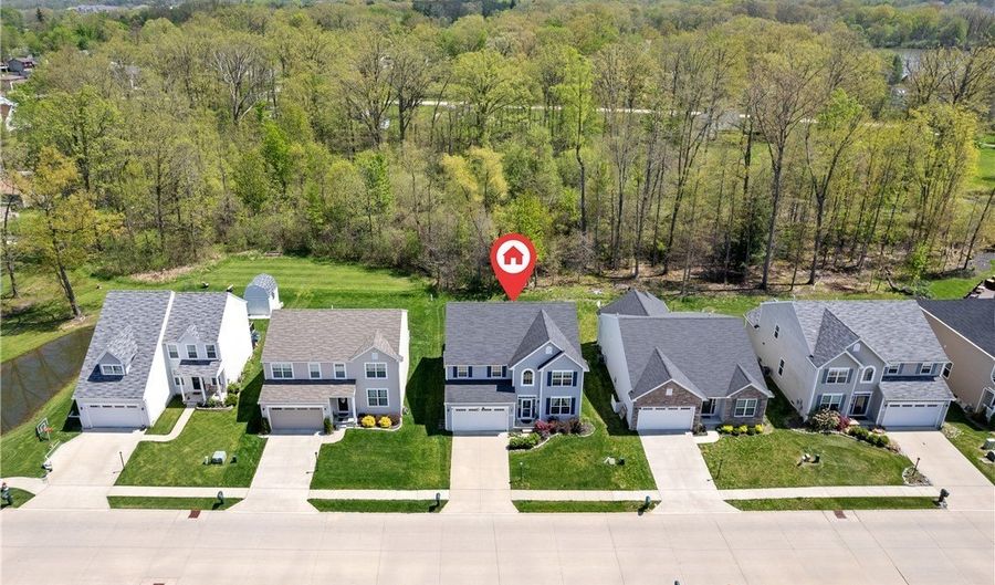 10405 Maryland St, Aurora, OH 44202 - 4 Beds, 3 Bath
