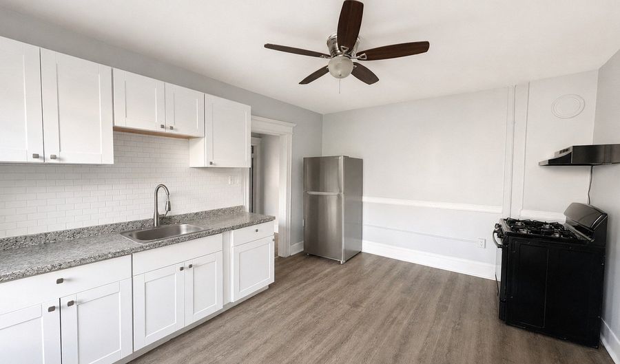 350 Spring St, Bridgeport, CT 06608 - 2 Beds, 1 Bath