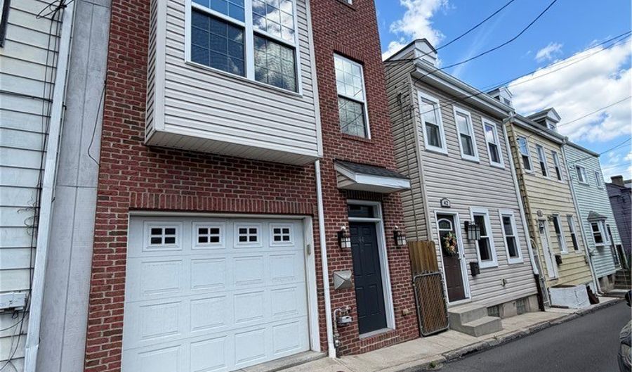 44 Uxor Way, Airville, PA 15203 - 3 Beds, 4 Bath