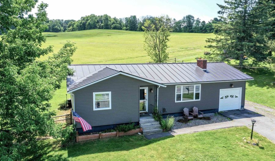 44 Bailey St, Barre, VT 05641 - 3 Beds, 2 Bath