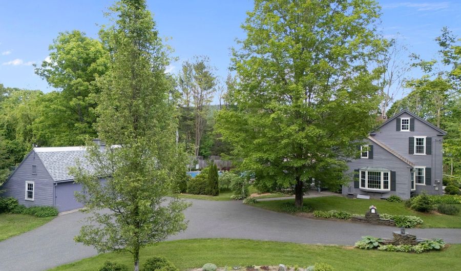 301 Maple St, Brattleboro, VT 05301 - 4 Beds, 2 Bath