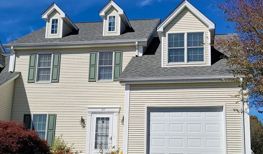 817 Barclay Dr, Abingdon, VA 24210 - 4 Beds, 2 Bath