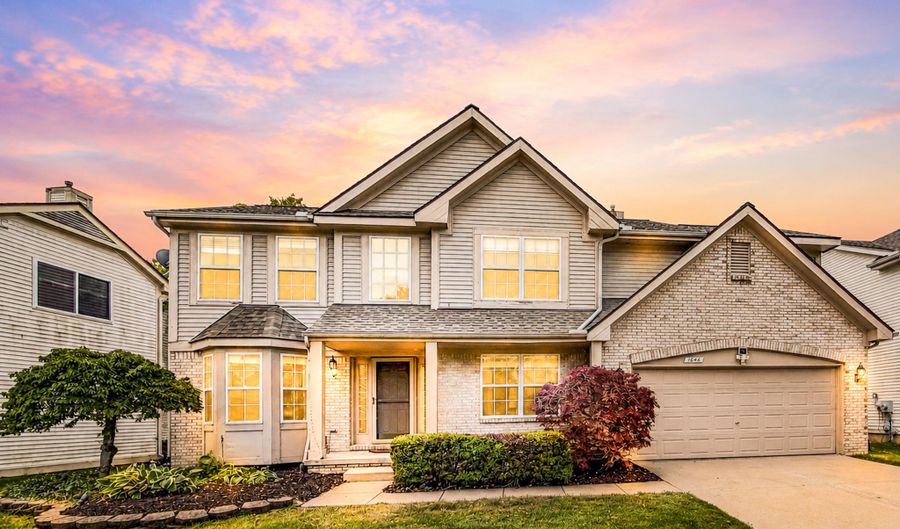 1848 Harley Dr, Ann Arbor, MI 48103 - 5 Beds, 3 Bath