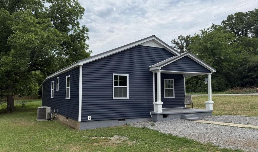 1461 Addie St, Batesville, AR 72501 - 3 Beds, 2 Bath