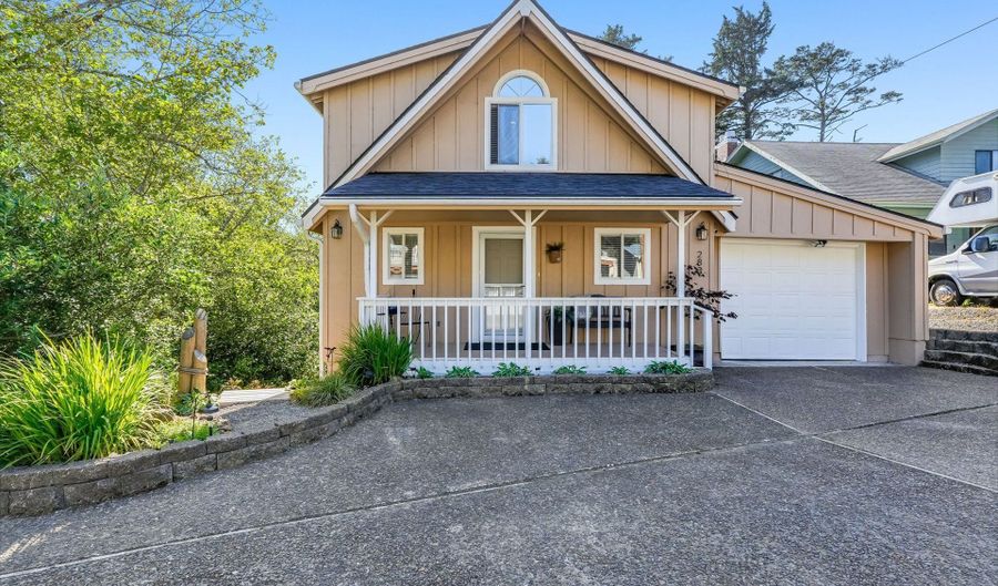 283 S DOLPHIN St, Rockaway Beach, OR 97136 - 3 Beds, 2 Bath