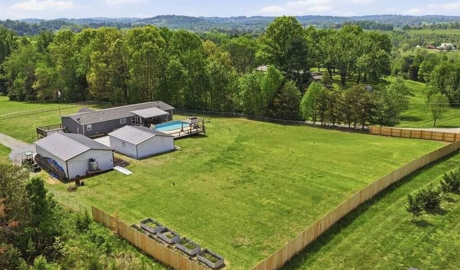 350 107 Cutoff, Afton, TN 37616 - 3 Beds, 2 Bath