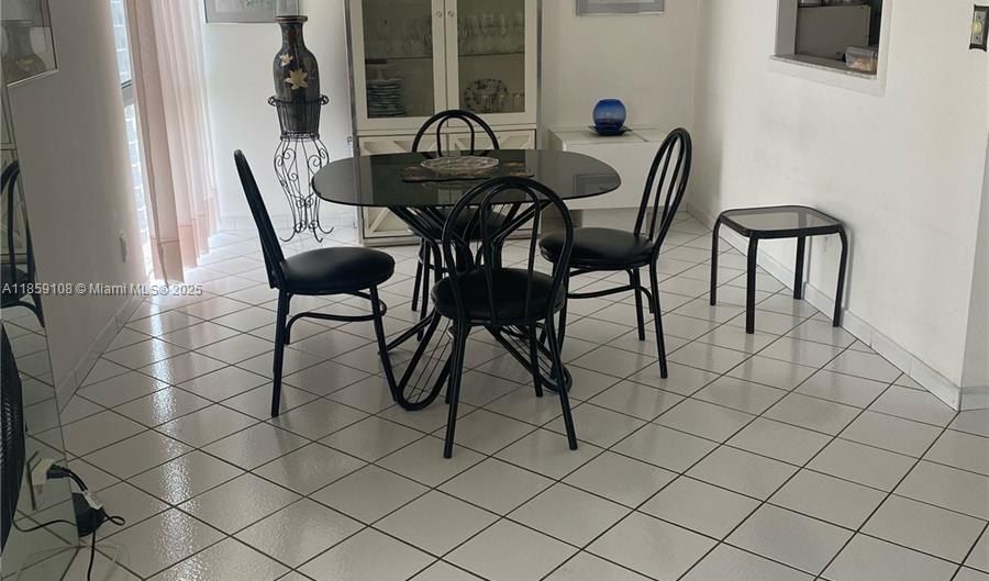 20335 W Country Club Dr 2101, Aventura, FL 33180 - 1 Beds, 2 Bath