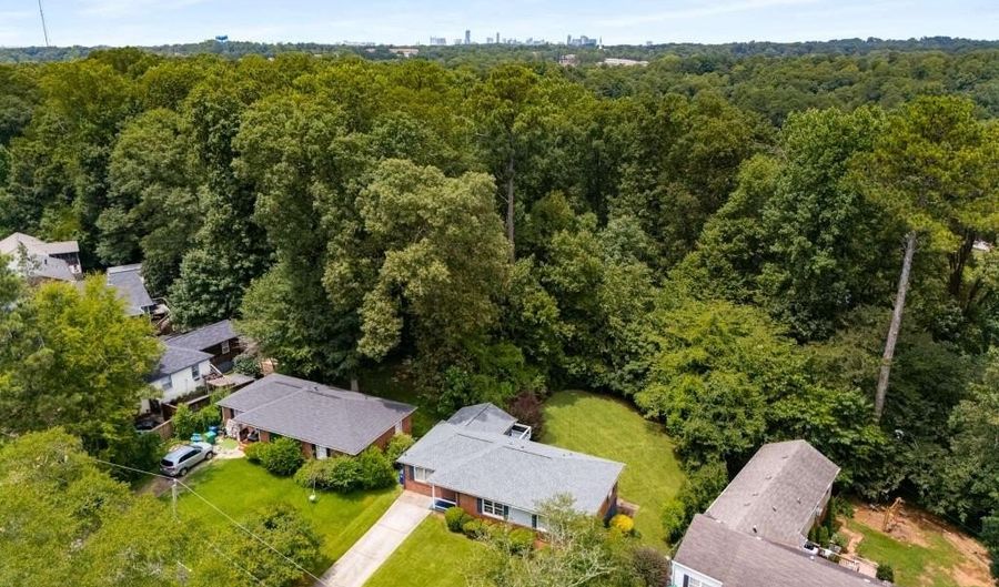 2312 Vistamont Dr, Decatur, GA 30033 - 3 Beds, 1 Bath