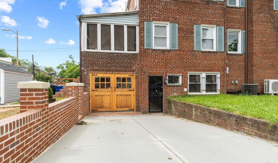 441 21ST St NE B, Washington, DC 20002 - 1 Beds, 1 Bath