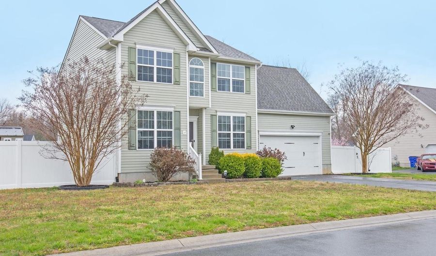 182 FOX HOLLOW Dr, Magnolia, DE 19962 - 4 Beds, 3 Bath