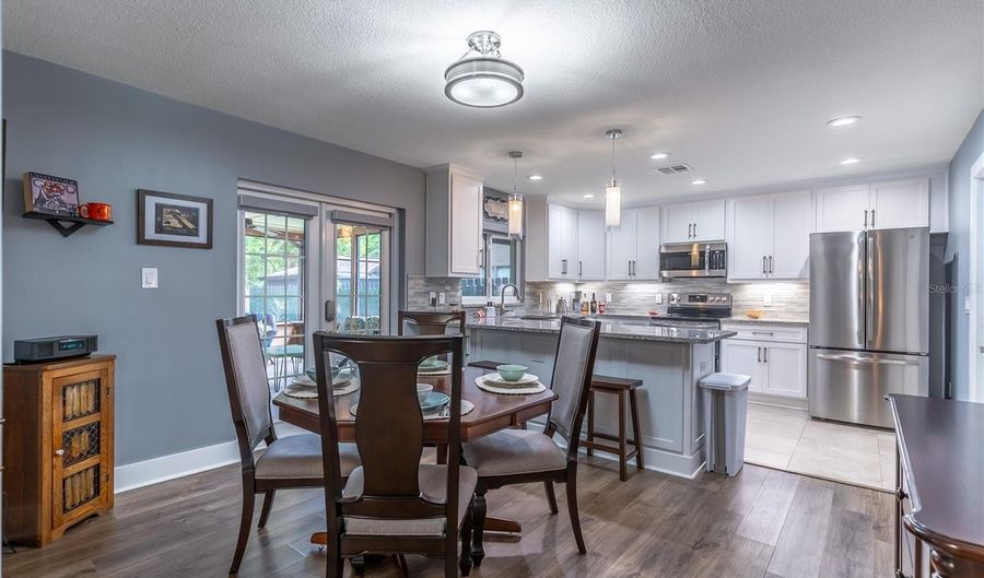 638 BONIVIEW Ln, Altamonte Springs, FL 32714 - 2 Beds, 2 Bath