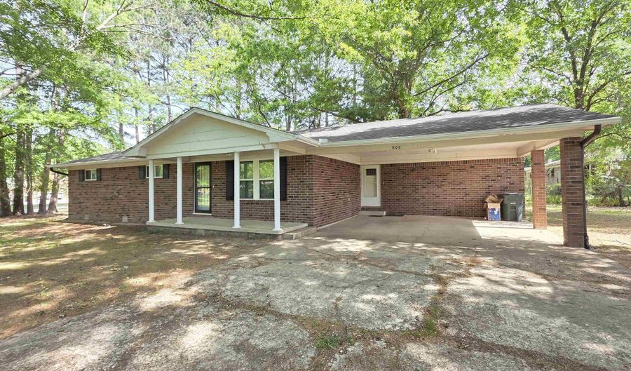 600 Walker St, Bald Knob, AR 72010 - 3 Beds, 2 Bath