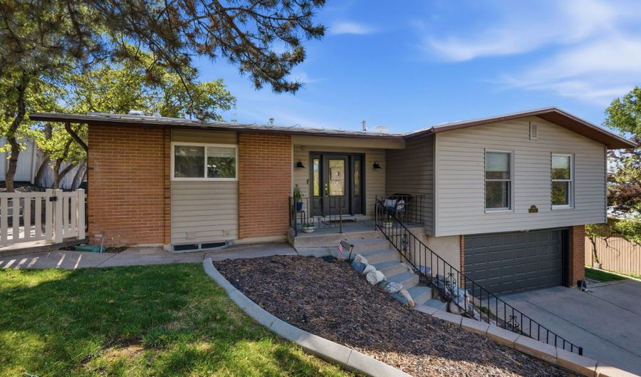 2198 S ELAINE Dr E, Bountiful, UT 84010 - 4 Beds, 3 Bath