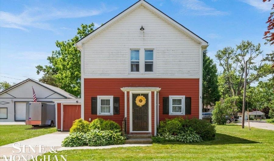 447 Ruskin Dr, Algonac, MI 48001 - 3 Beds, 2 Bath