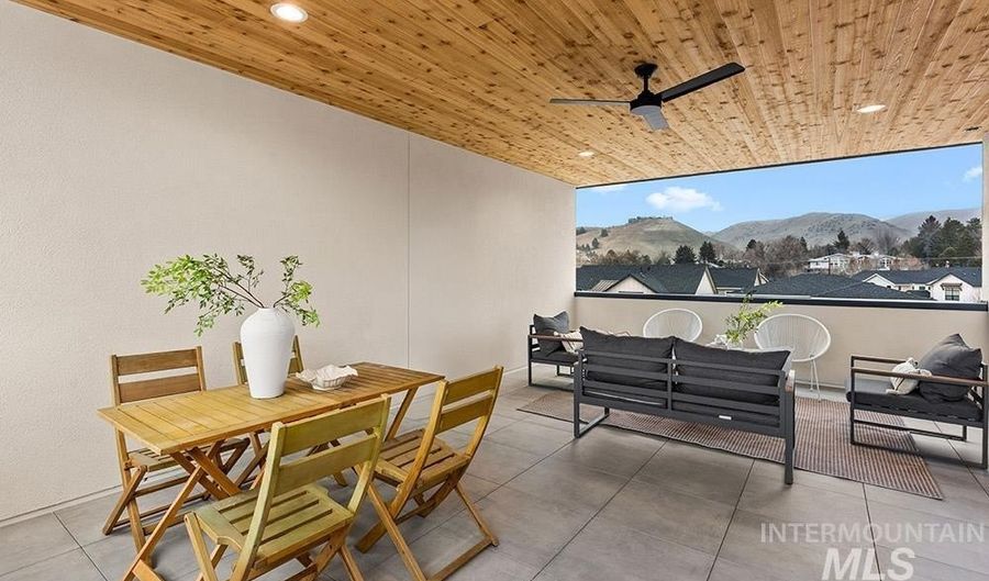 3443 N 33rd St Middle Unit, Boise, ID 83703 - 3 Beds, 3 Bath