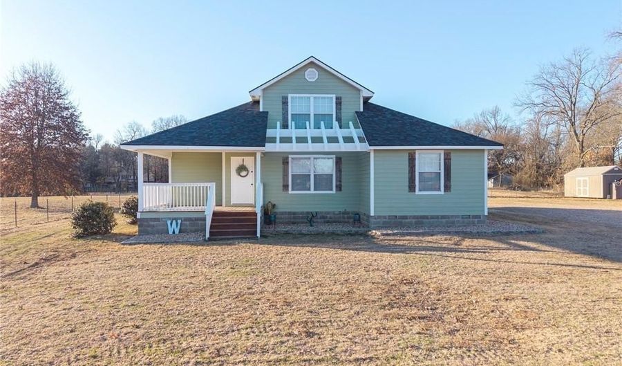 5801 Red Hill Rd, Alma, AR 72921 - 3 Beds, 2 Bath