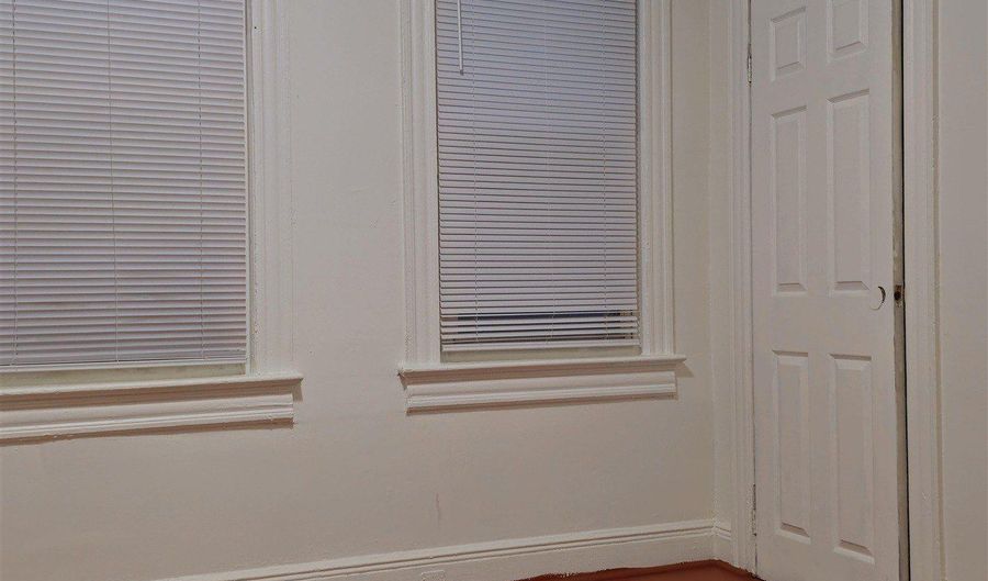 1013 BROADWAY, Bayonne, NJ 07002 - 5 Beds, 1 Bath
