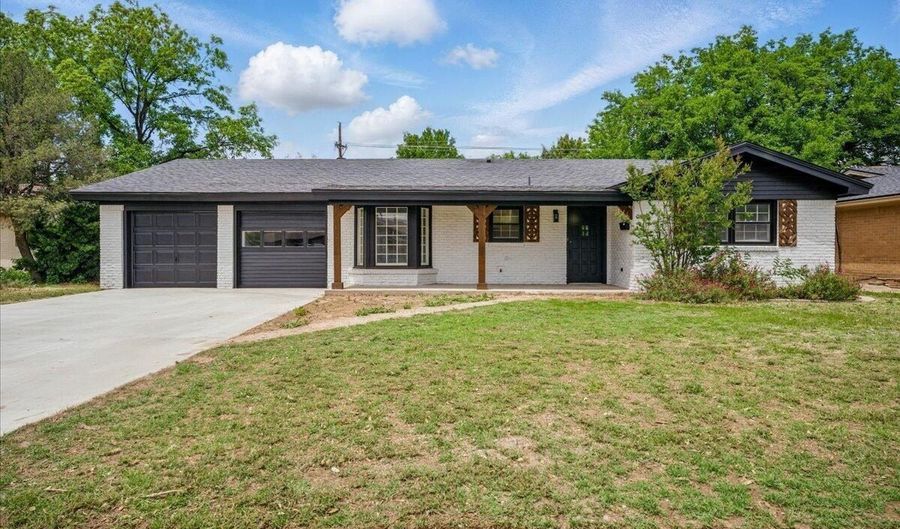4214 64th St, Lubbock, TX 79413 - 3 Beds, 2 Bath