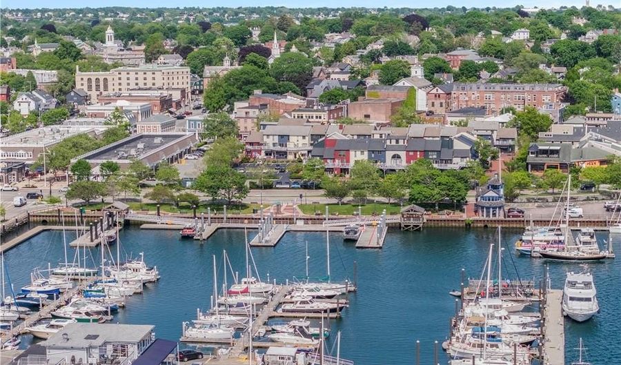 308 Swans Wharf Row, Newport, RI 02840 - 1 Beds, 2 Bath