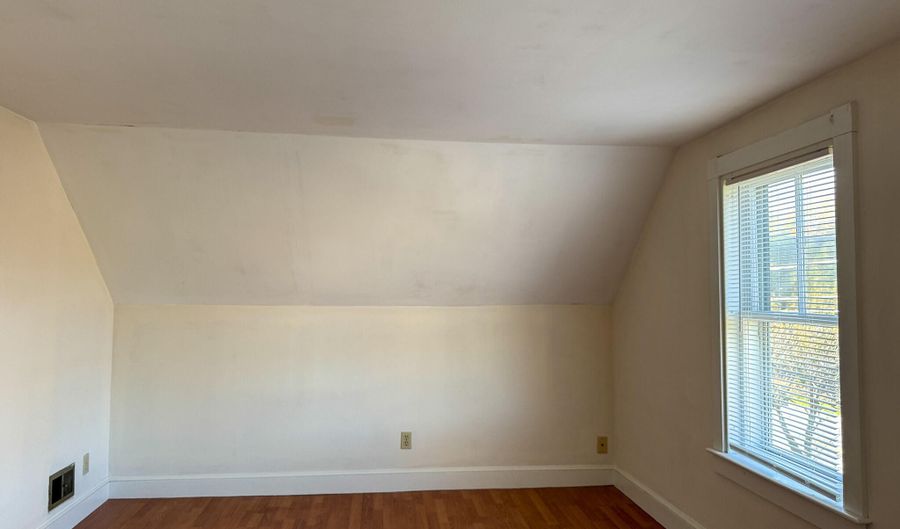 339 Essex St, Bangor, ME 04401 - 3 Beds, 0 Bath