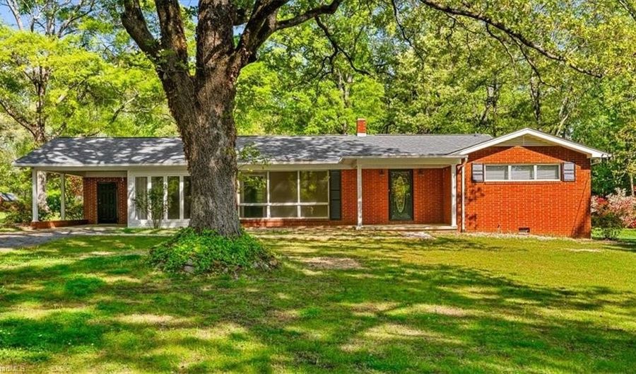5329 Seagrove Plank Rd, Asheboro, NC 27205 - 3 Beds, 3 Bath