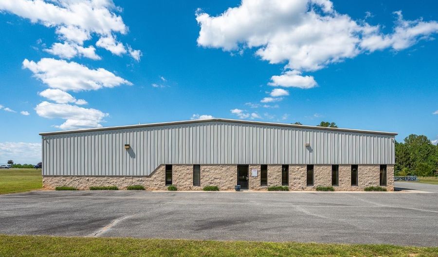 200 Industrial Park, Appomattox, VA 24522 - 0 Beds, 0 Bath